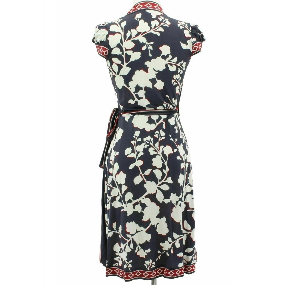 FINAL⬇️ BCBGMaxAzria Floral Wrap Dress - Picture 2 of 8